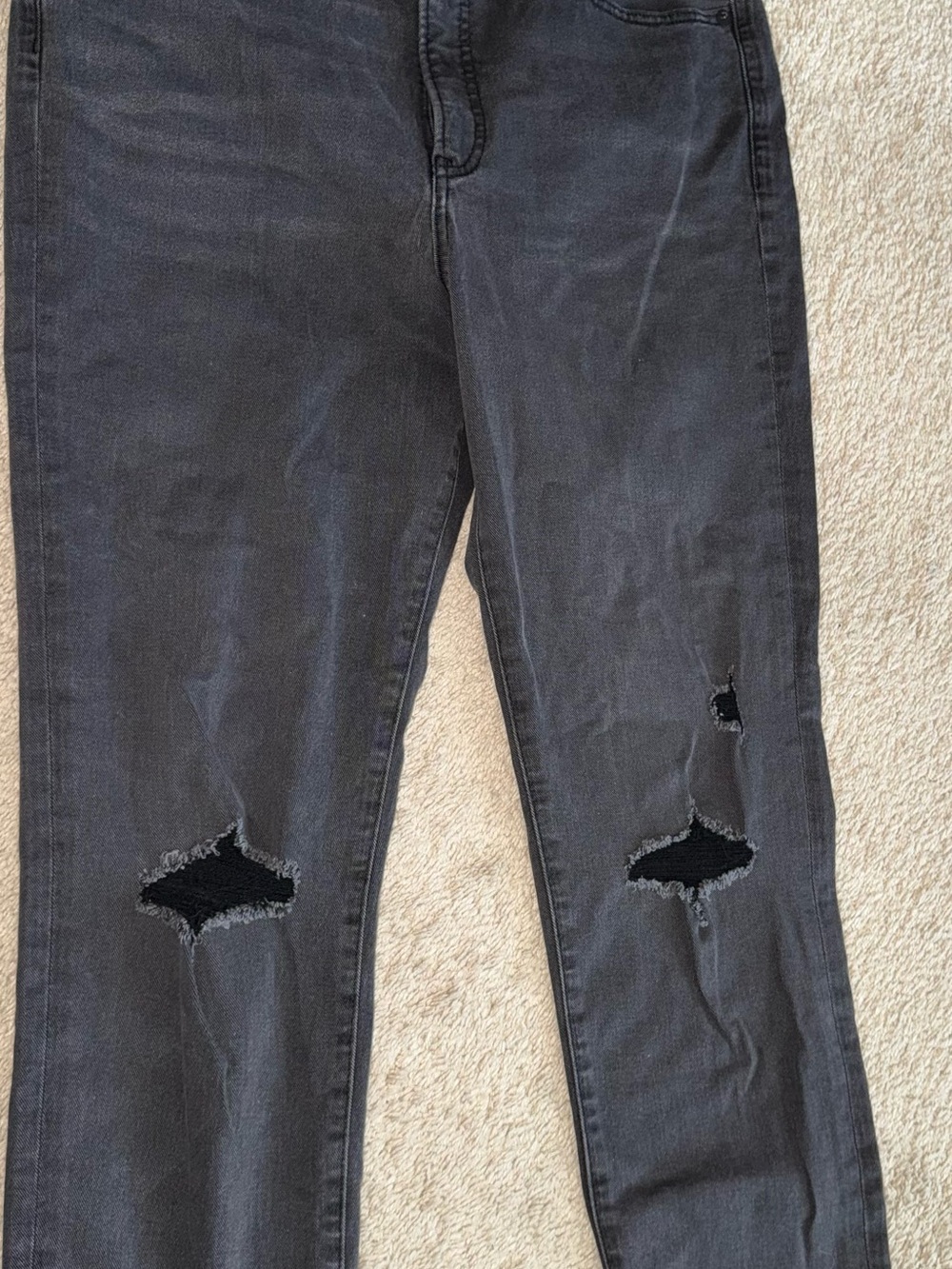 Express Women's Black Distressed Jeans